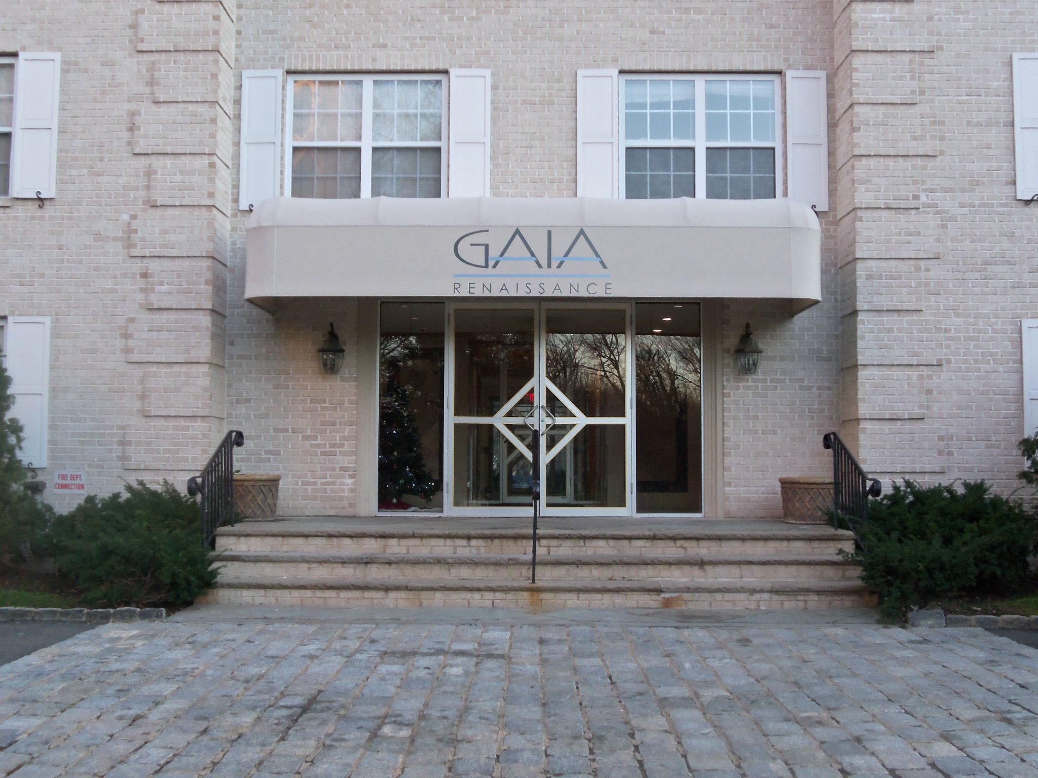 Gaia awning