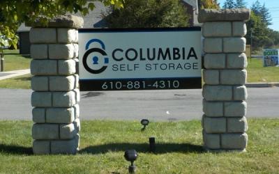 Photo of Columbia Self Storage sign