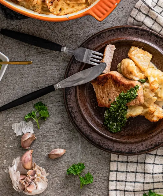 Gremolata lehtipersiljalla