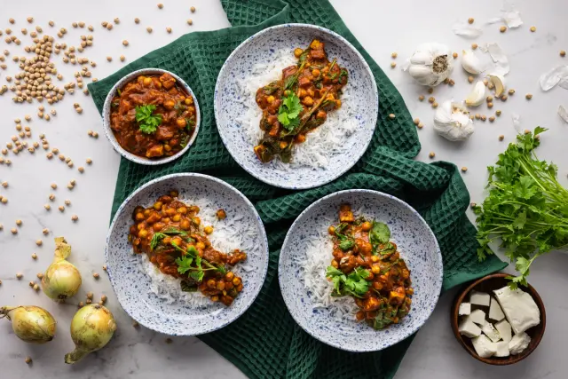 Tikka masala halloumijuustolla & pinaatilla
