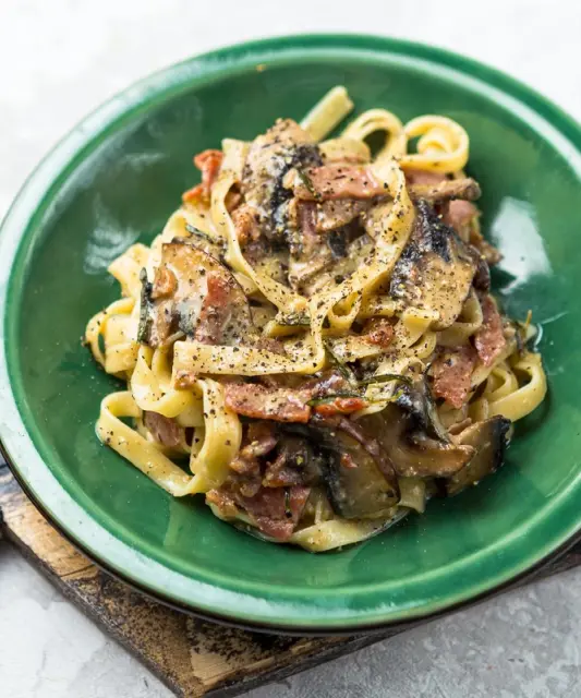 Pasta carbonara seente ja rosmariiniga