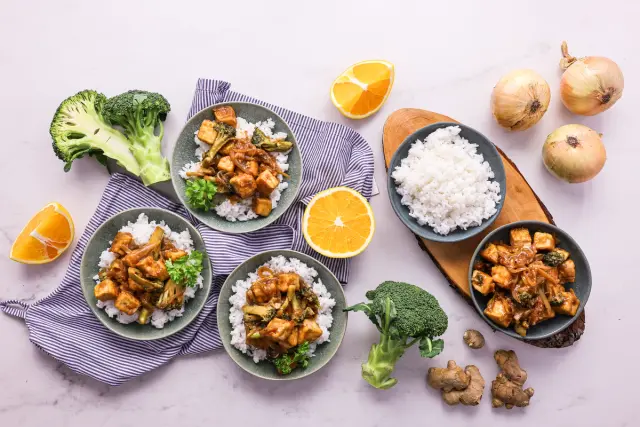 Tofu in Caramelized Ginger-Orange Sauce with Broccoli and Rice