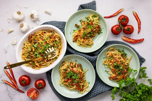 Mediterranean Pasta with Chilli Prawns, Cheese and Herbs