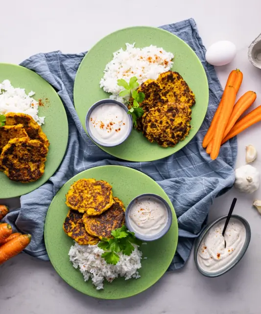 Delicious Vegetable Patties with Halloumi, Rice & Yogurt Sauce