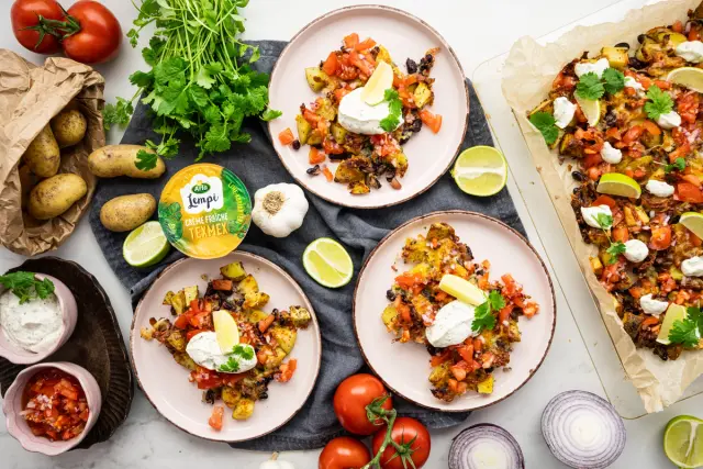 One pot pelti paahdetulla pekonilla, pavuilla & Lempi Texmex creme fraichea