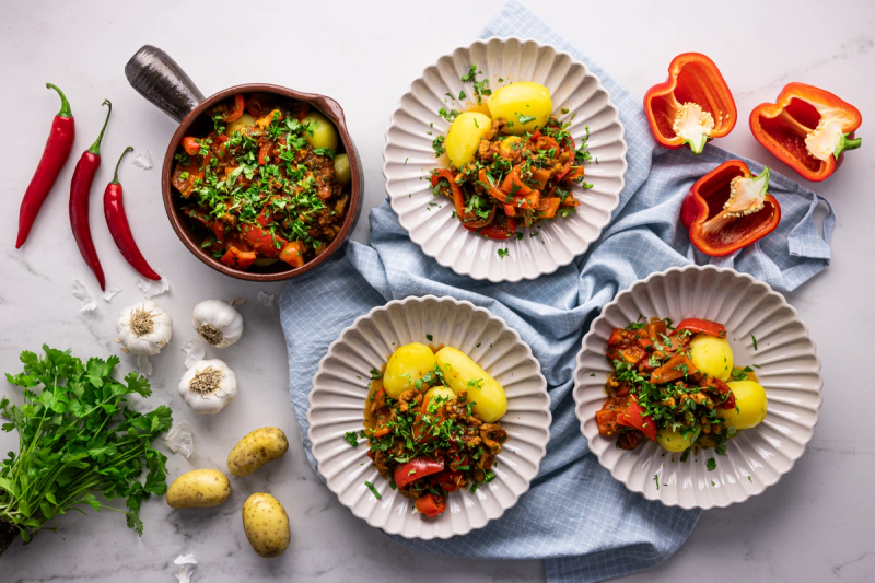 Tofu „Chashushuli“ na gruzínský způsob s bramborami