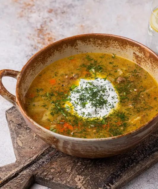 Fresh Cabbage Soup with Herb Sour Cream