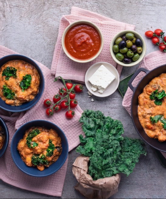 Gnocchi v paradajkovej omáčke s olivami, kelom a balkánskym syrom