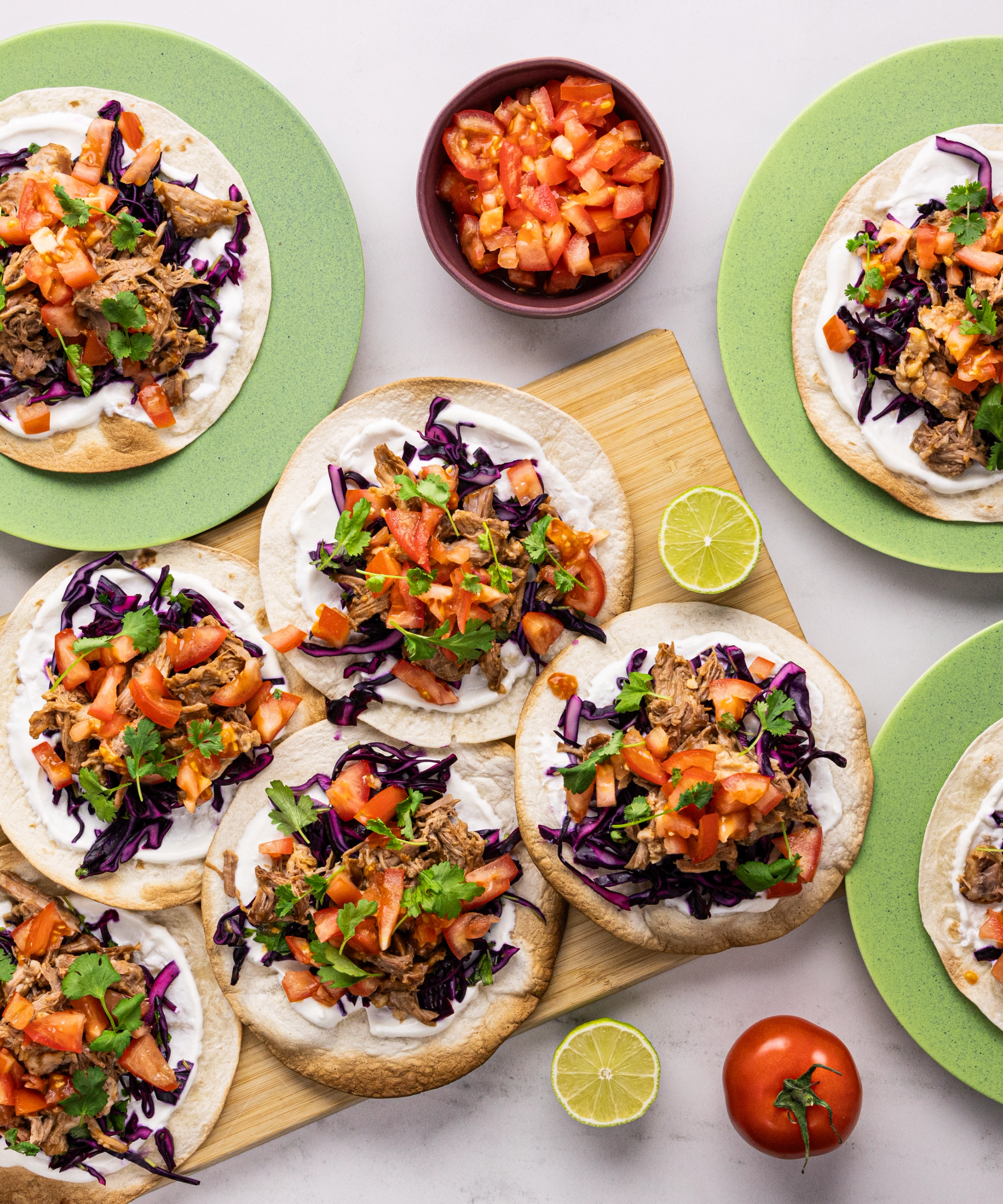 BBQ-kastikkeella maustetut Pulled Pork tacot