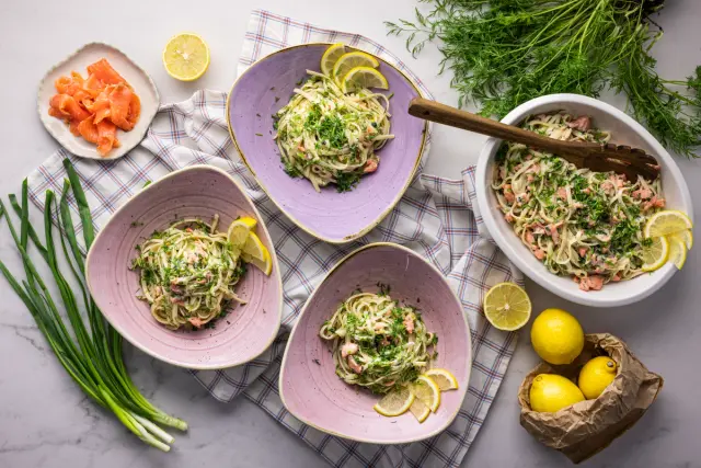 Gluteeniton pasta graavilohella & tilliä