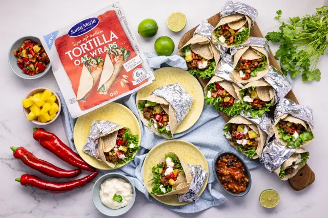 Santa Maria Oat tortillat mausteisella härkiksellä & raikasta ananassalsaa