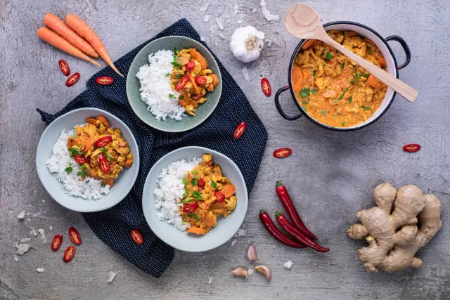 Ruokaboksin Chicken Tikka Masala & riisiä