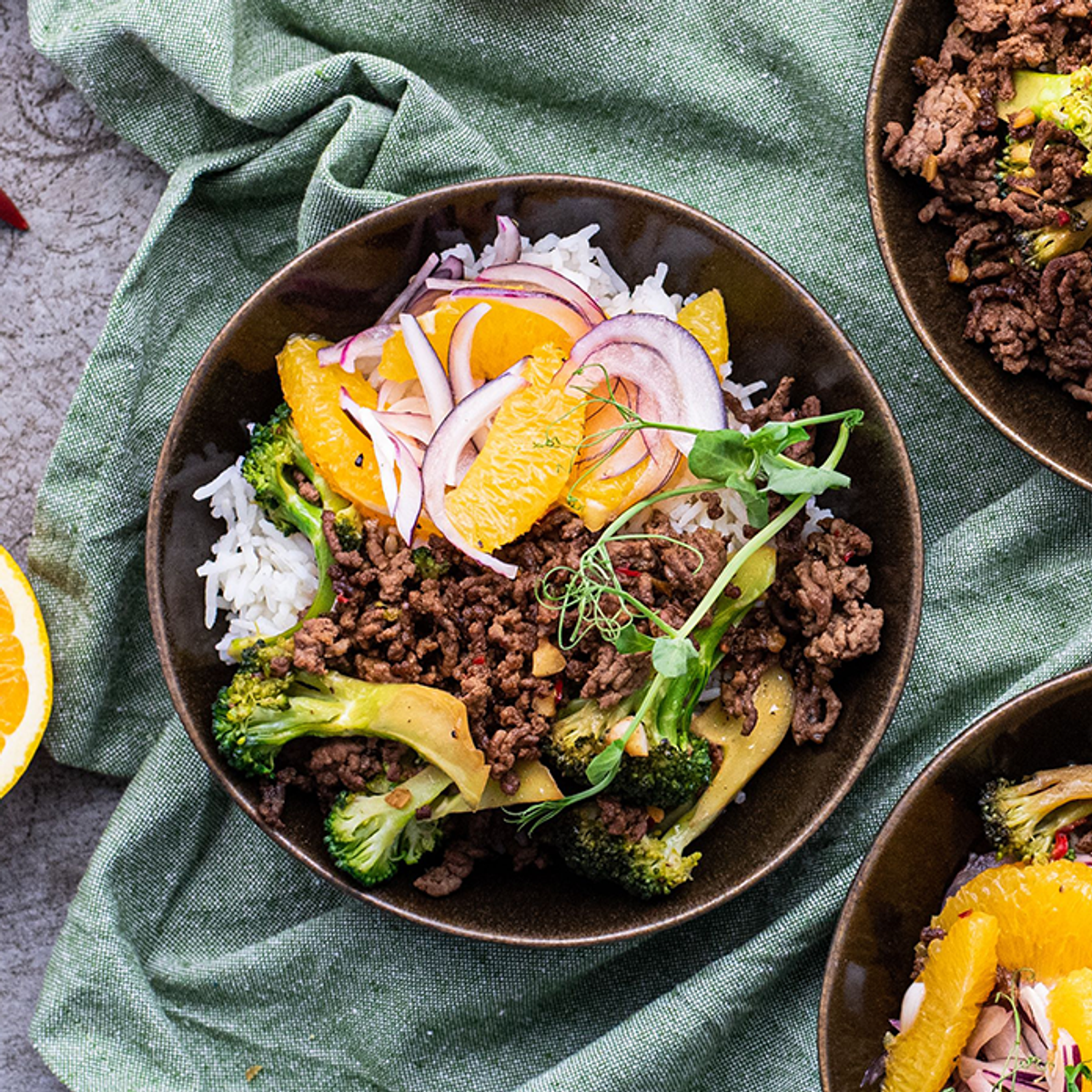 Aasialainen Jauhelihawokki Riisill Marinoitua Appelsiinia Ruokaboksi