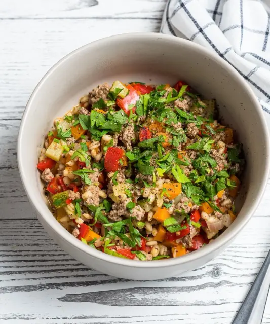 Spicy One-Pot Dish with Minced Meat & Groats