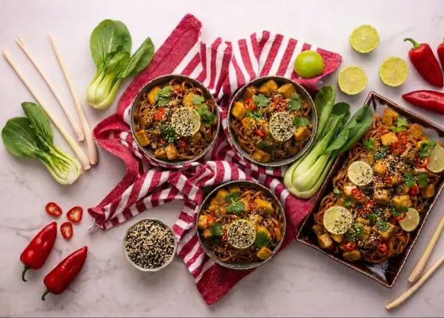Rice Noodles with Chicken, Stir-Fried Vegetables and Pad Thai Sauce