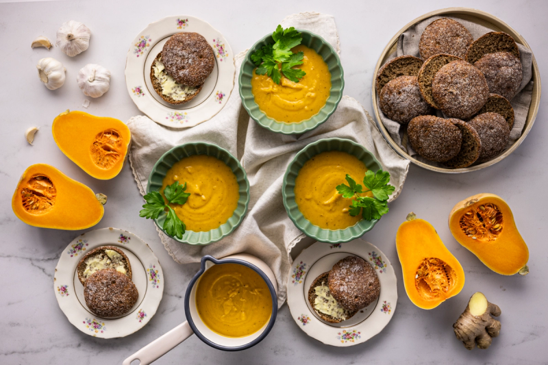 Roasted Butternut Squash Soup & Rye Bread