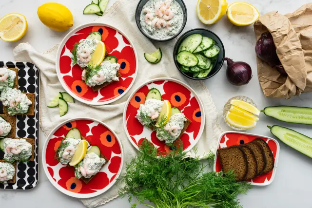 Katkarapuskagen, mummonkurkkuja & saaristolaisleipää