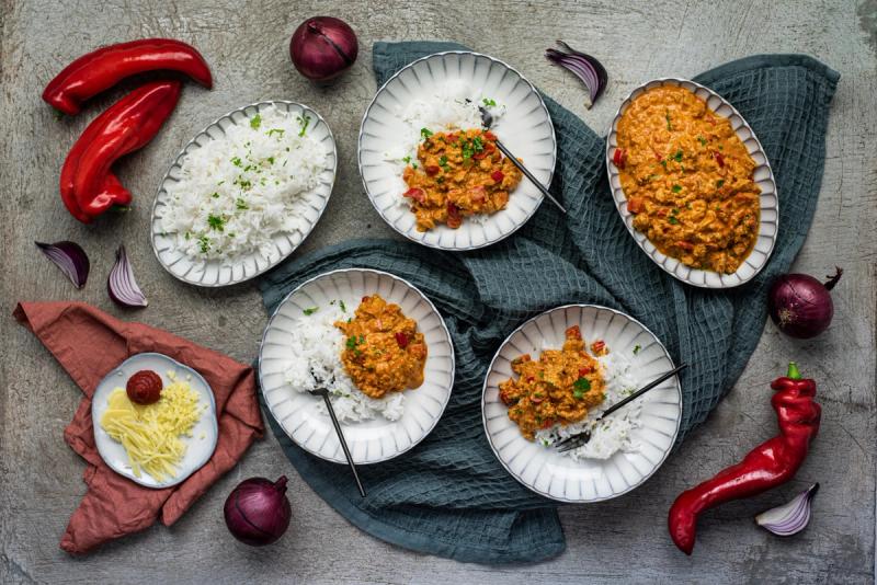 Indická kuřecí korma s kokosovým mlékem a rýží