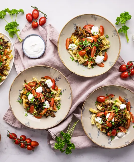 Ruokaboksin turkkilainen jauhelihapasta