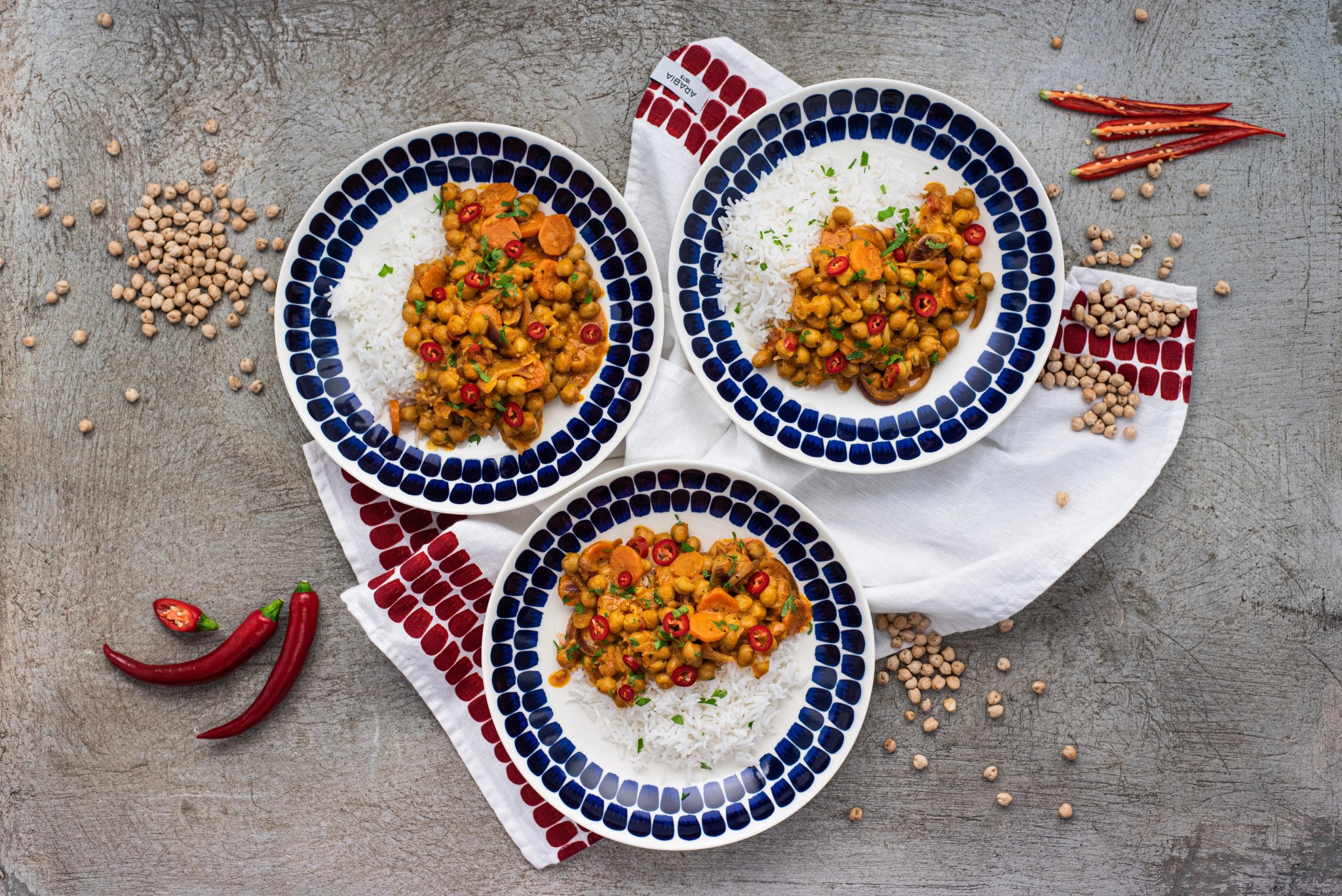 Tikka Masala kikherneillä & riisiä