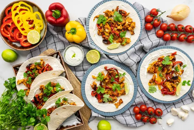 Ruokaboksin pelti “Chicken fajitas”