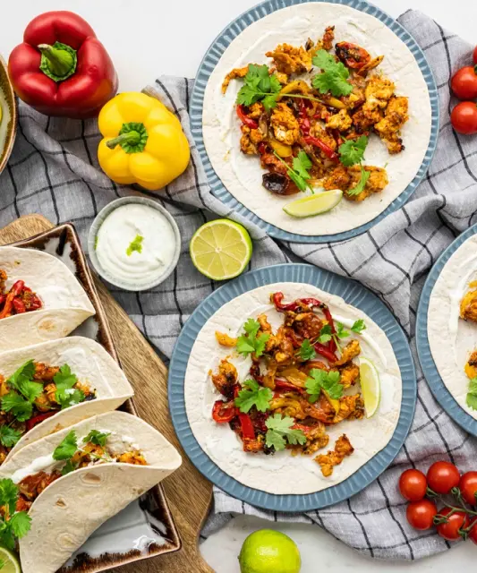 Ruokaboksin pelti “Chicken fajitas”