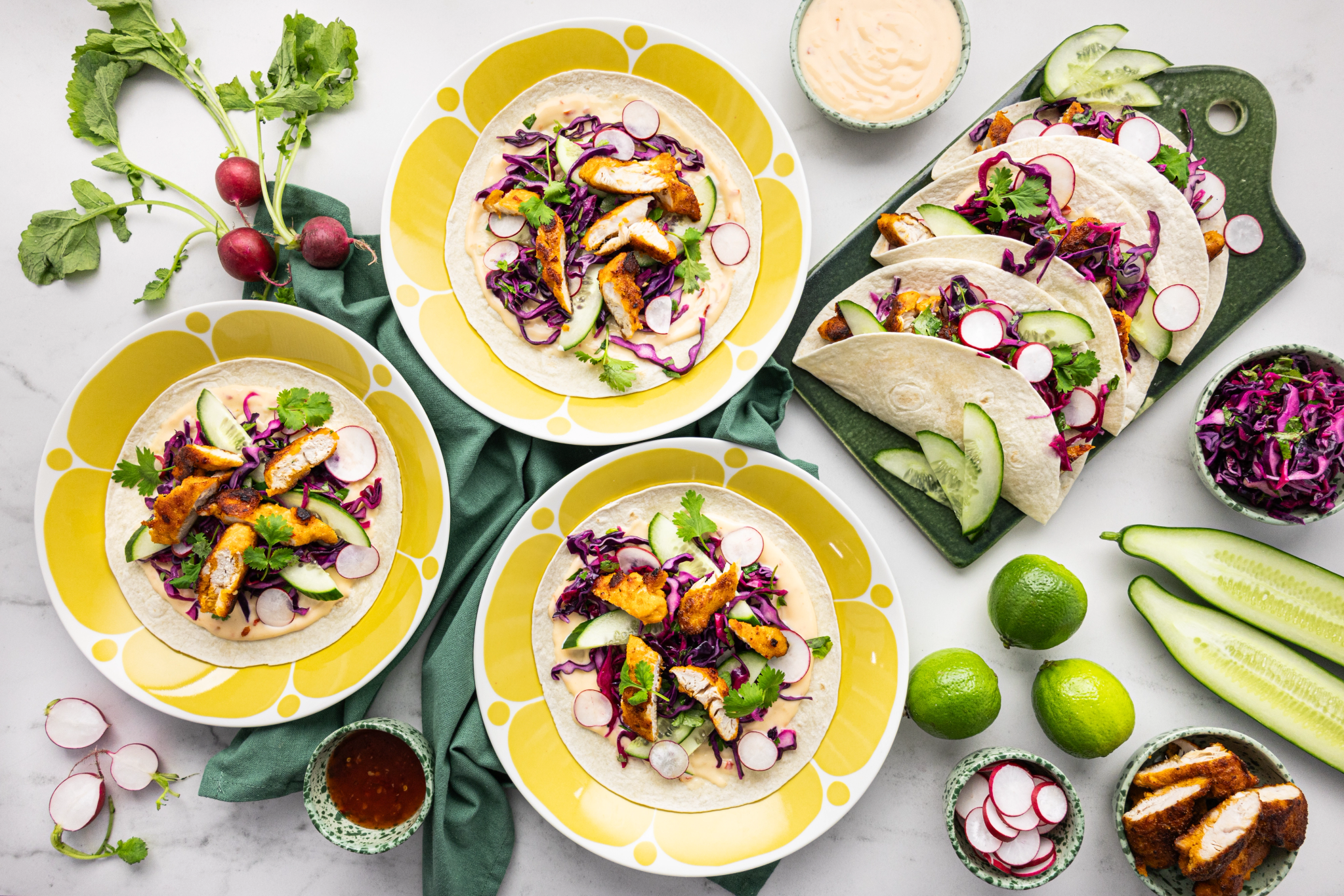 Crispy Chicken tacot sweet chilimajoneesilla