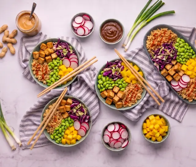 Buddha Bowl with Crispy Rice, Mango, Edamame and Peanut Dip