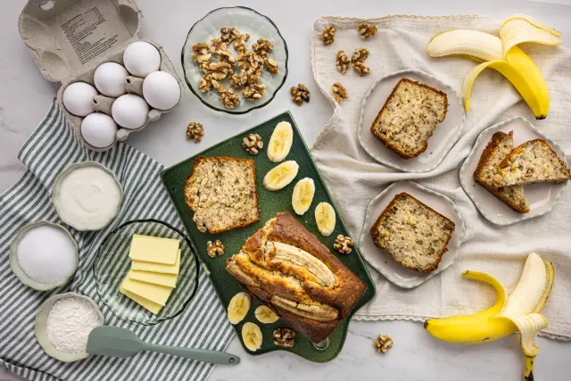 Ruokaboksin banaanileipä saksanpähkinöillä