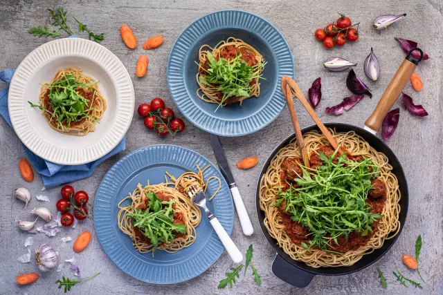 Italian Meatballs in Tomato Pesto Sauce with Arugula Salad