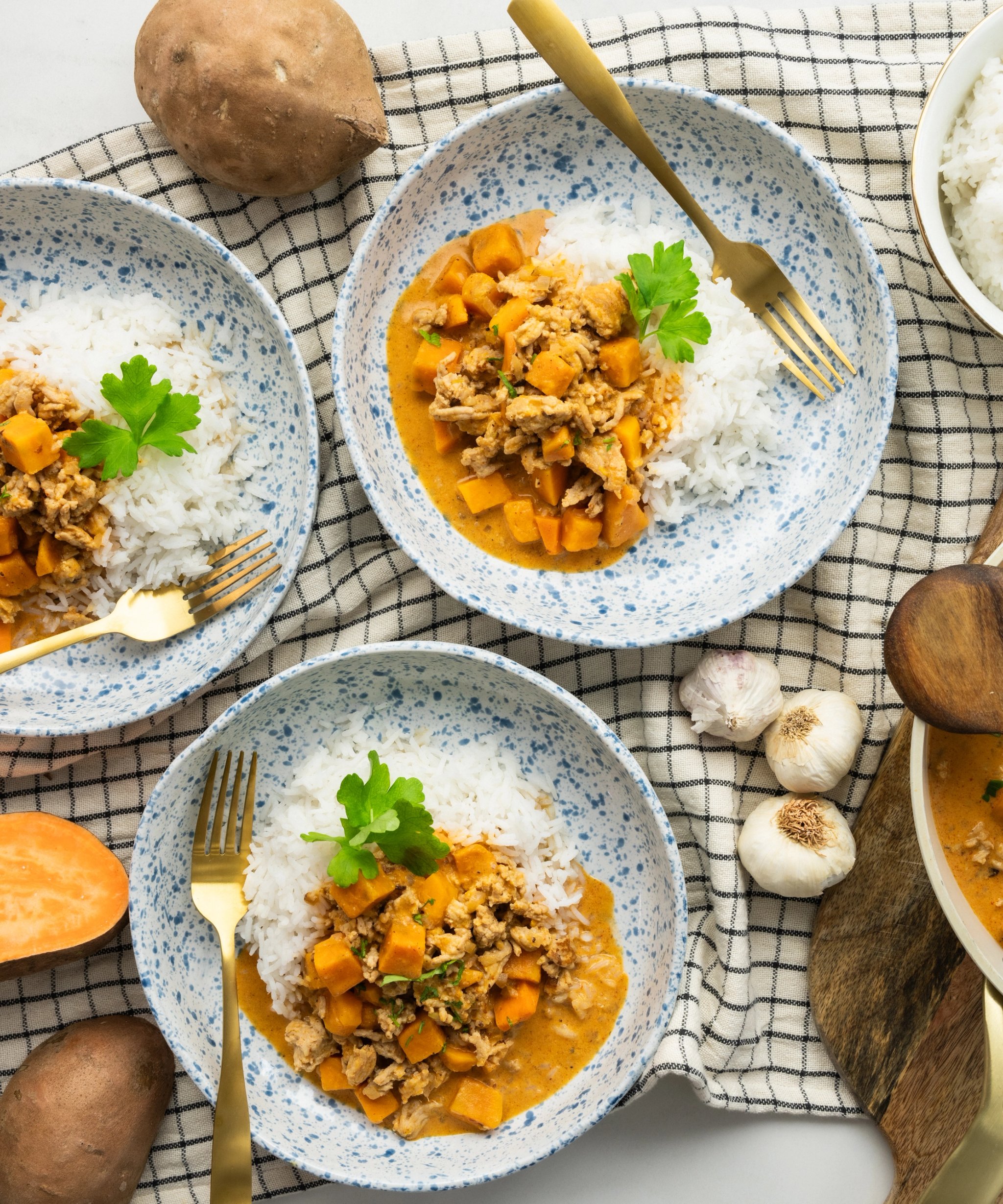 Massaman curry kanalla & bataatilla