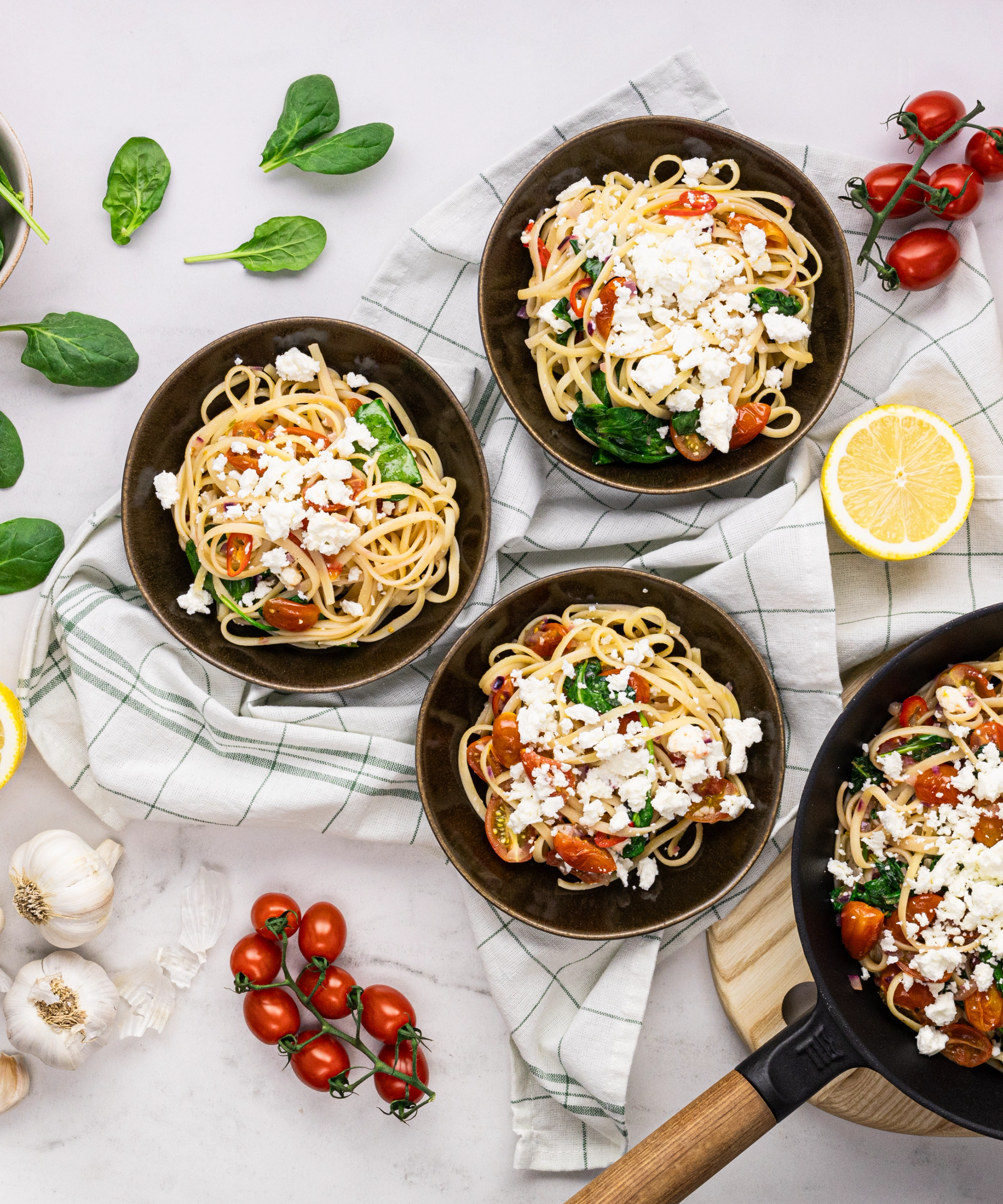 Sidrunine pasta fetajuustu ja spinatiga