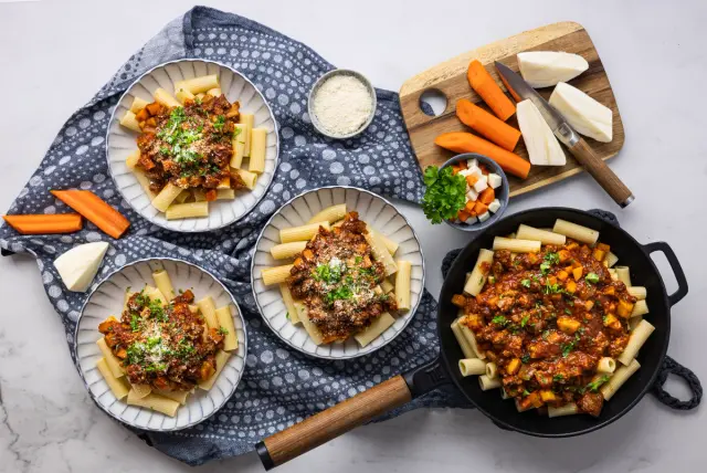 Klassikaline hakkliharaguu pasta ja juustuga