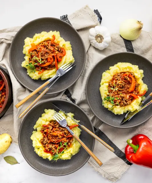 Greek Beef Mixture with Mashed Potatoes