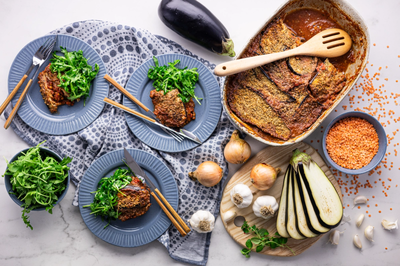 Melanzane alla Parmigiana s rukolovým salátem
