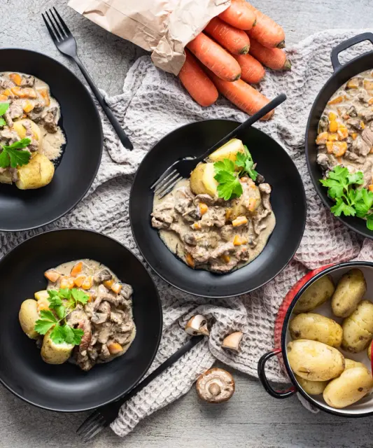 Ruokaboksin härkäruukku & perunoita