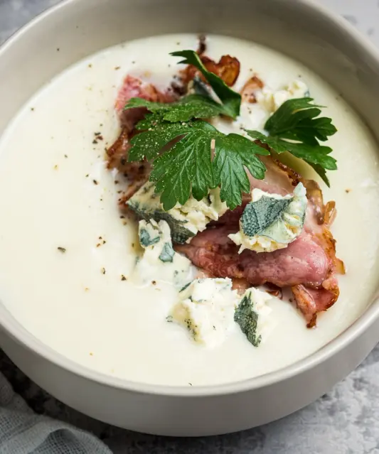 Cauliflower Puree Soup with Blue Cheese & Bacon