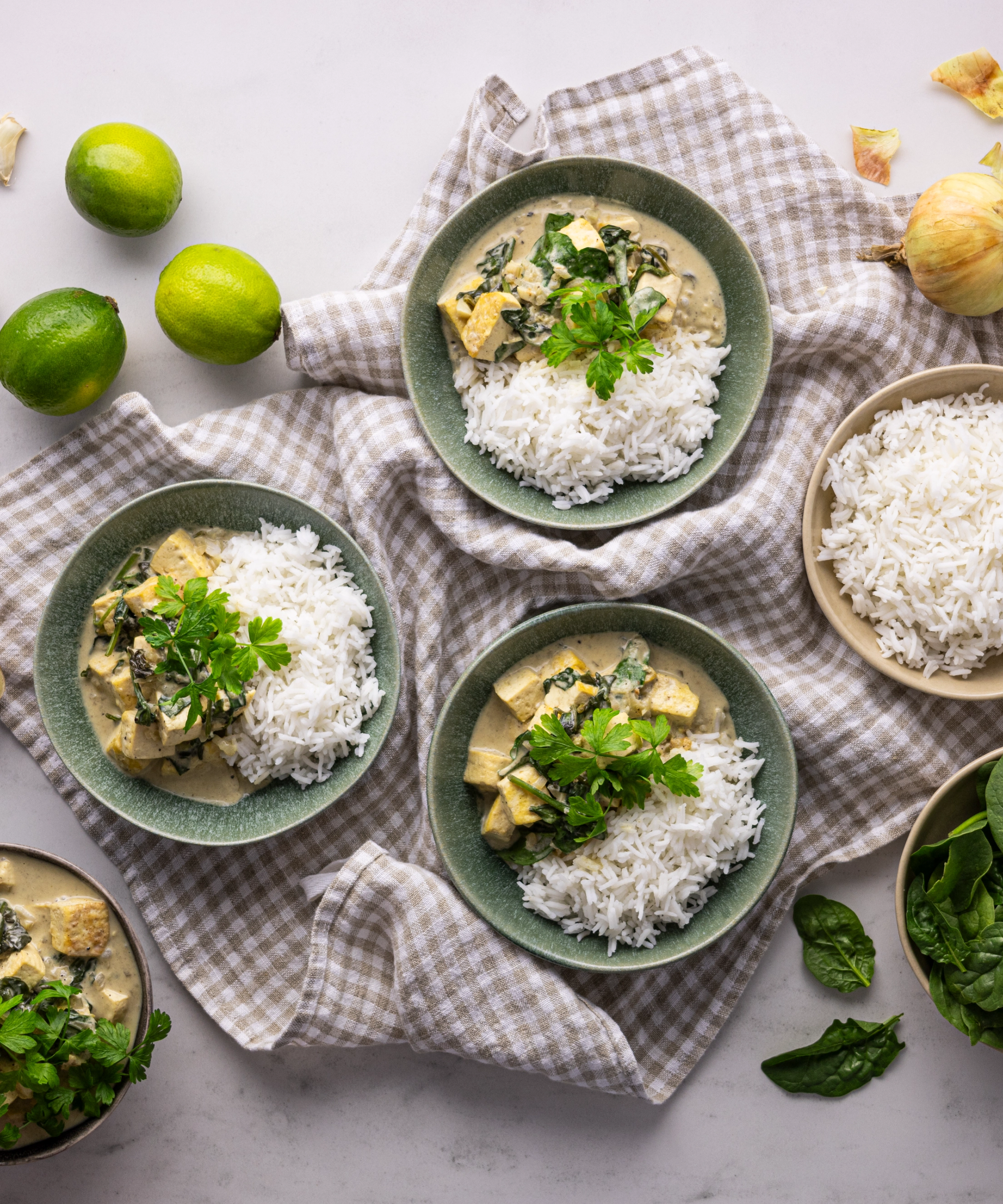 Zelené Palak tofu s basmati ryžou