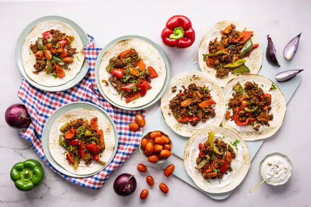 Mausteiset fajitakset Muu-murulla