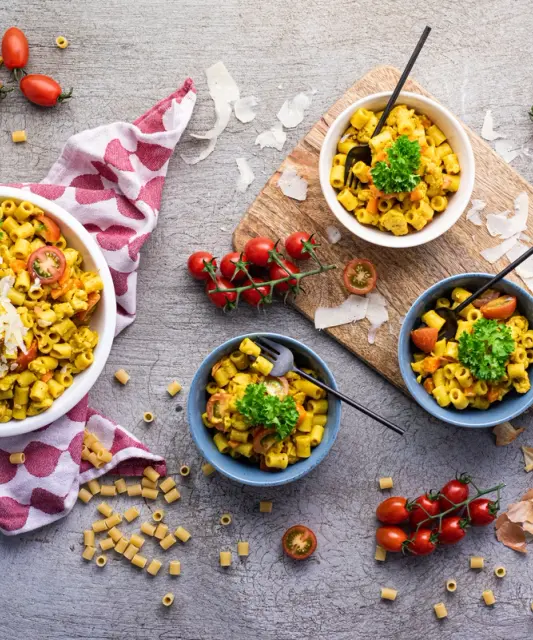 Maukas yhden kattilan kanapasta