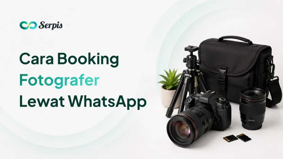 Ilustrasi perlengkapan fotografi berupa kamera DSLR, lensa, tripod kecil, tas kamera, kartu memori, dan tanaman kecil di atas latar putih minimalis dengan aksen hijau muda.