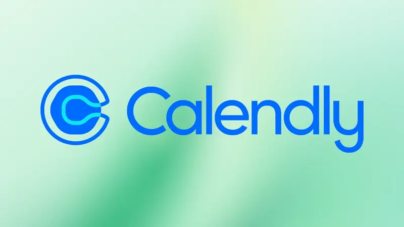 Logo Calendly berwarna biru di atas latar gradasi hijau mint, digunakan sebagai cover artikel tentang alternatif Calendly untuk tools penjadwalan di Indonesia.