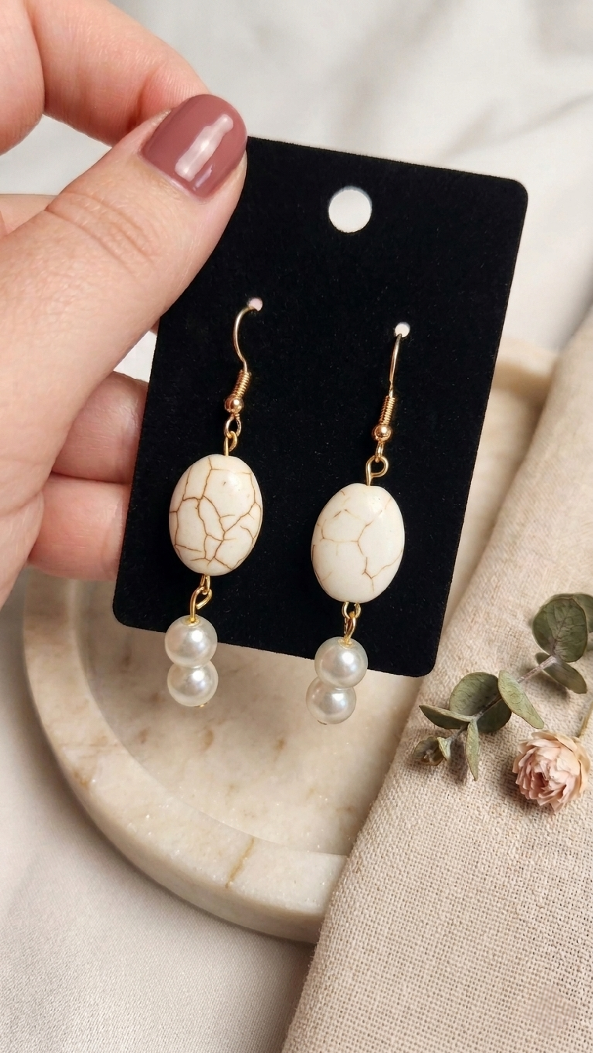 The Willow Links, Earrings