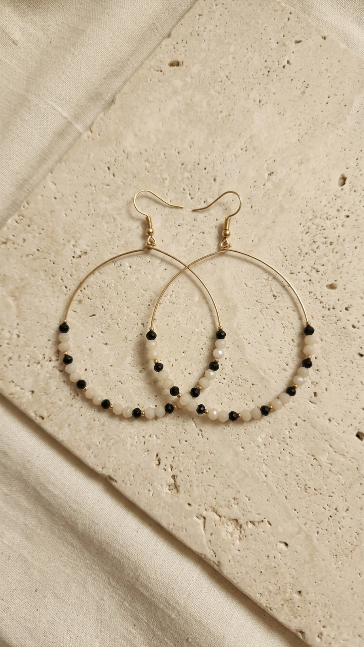 The Vanilla Loops, Earrings (view 3)