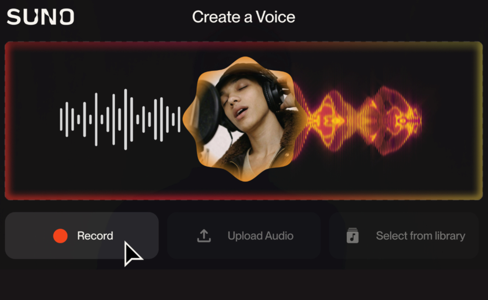 Clique no botão gravar na interface do Suno v5.5 Voices para começar a capturar sua voz de canto com IA.