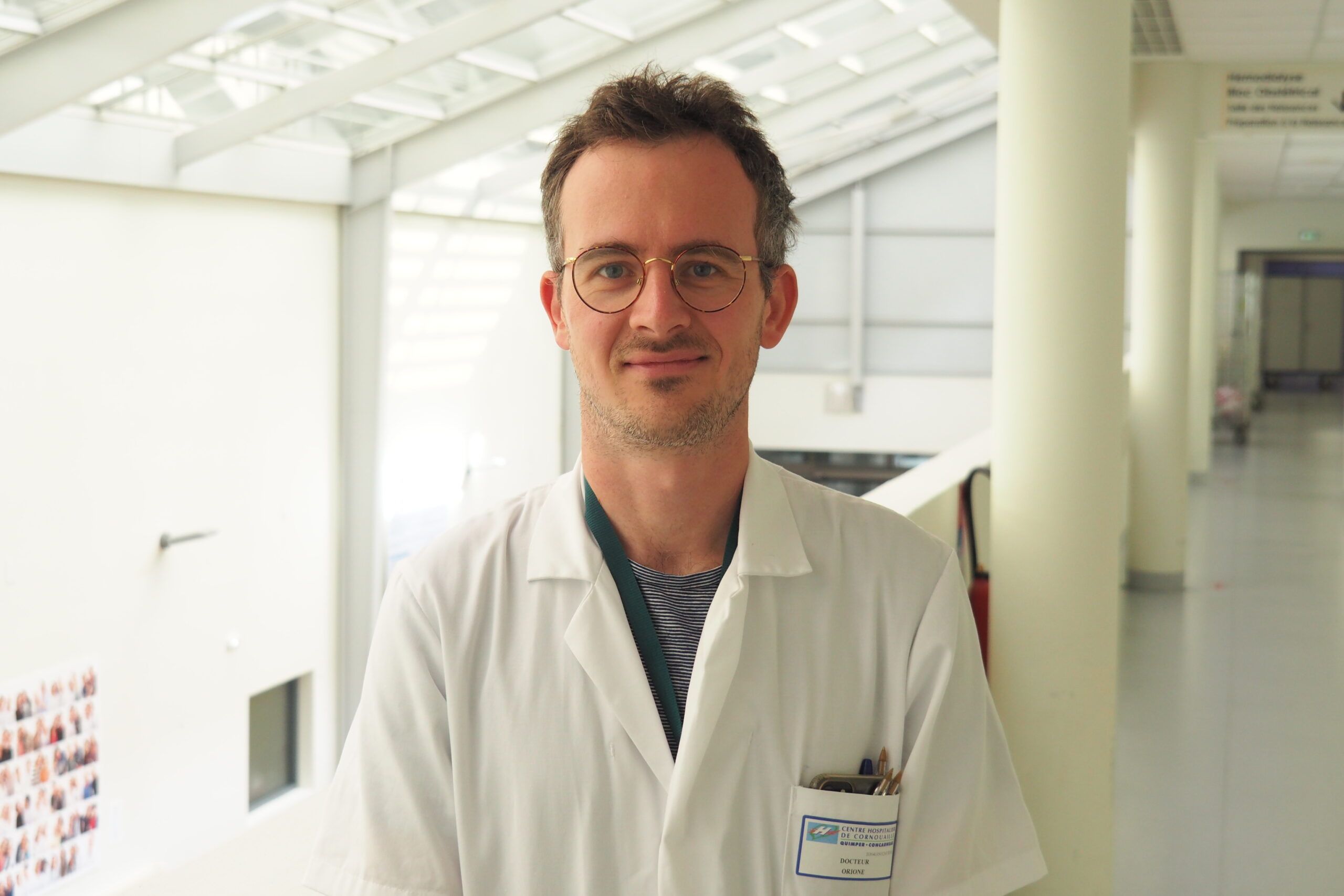 Photographie du Dr Charles Orione du CH de Cornouaille