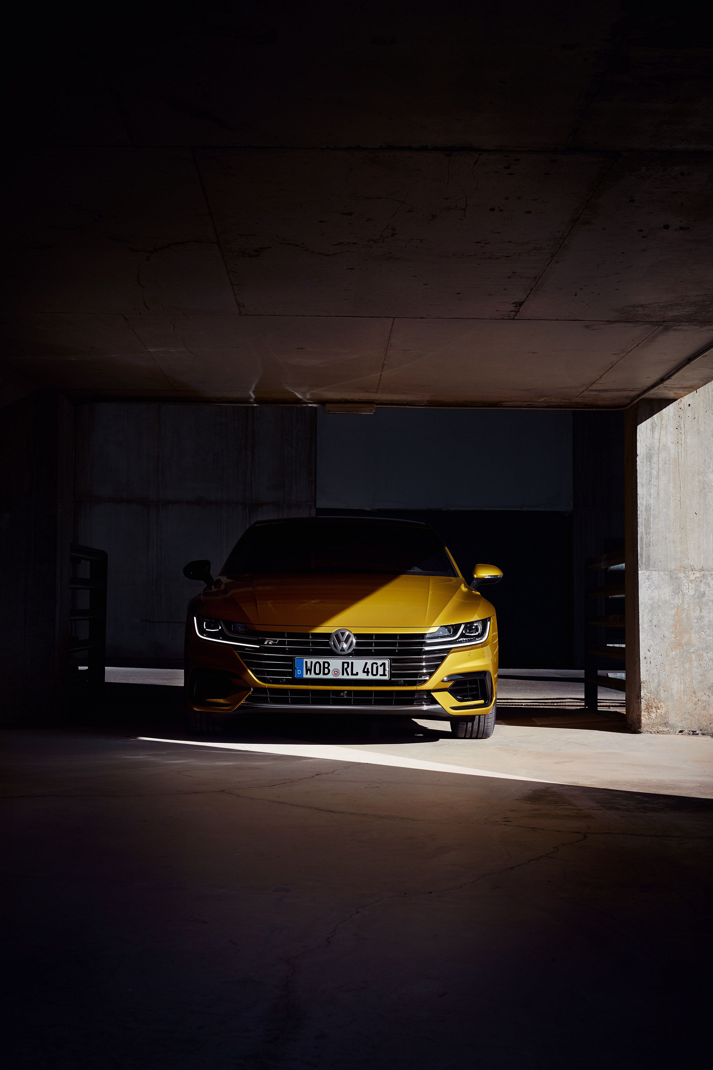 VW_Arteon_heandme_019.jpg