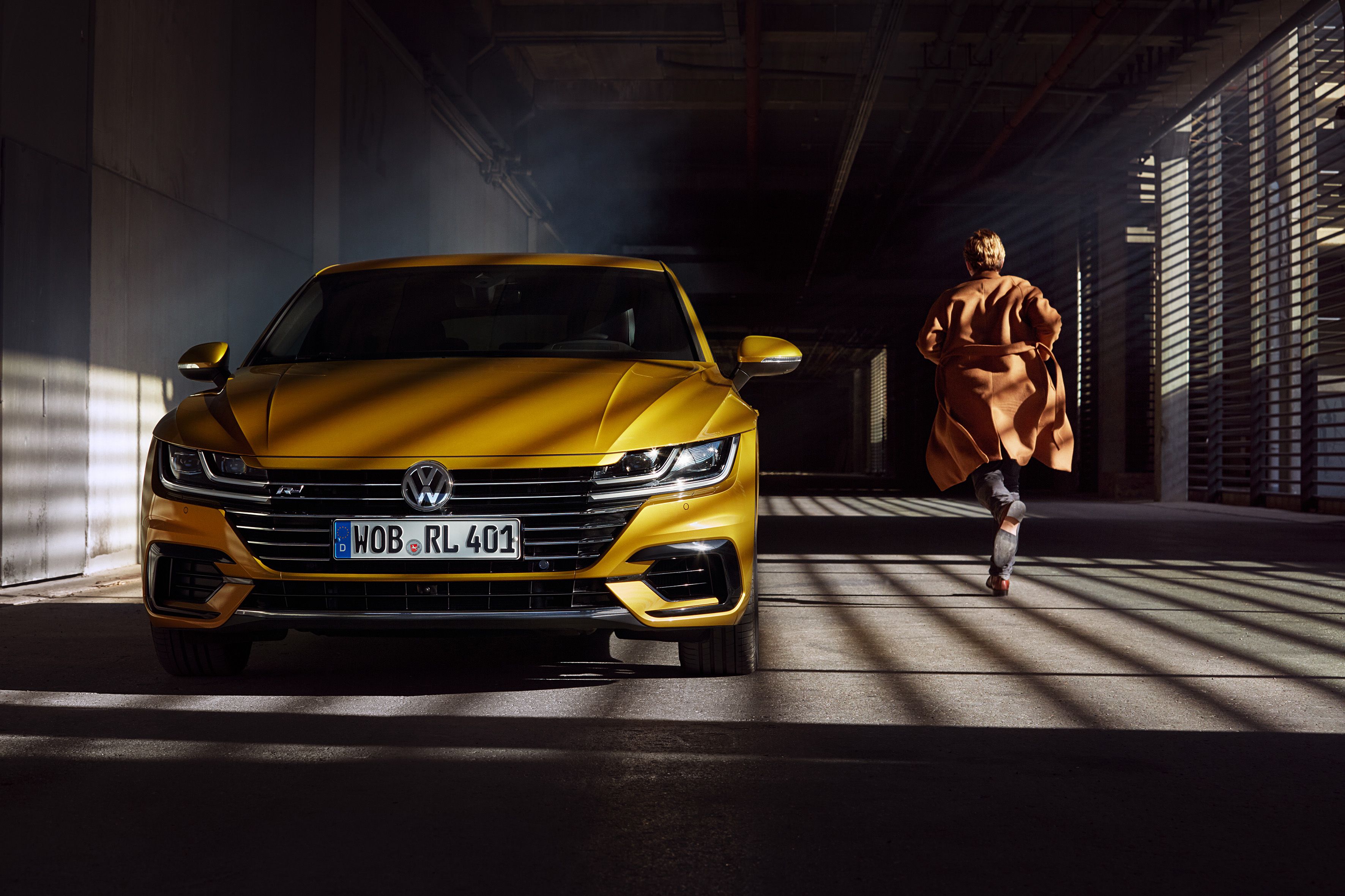 VW_Arteon_heandme_018.jpg