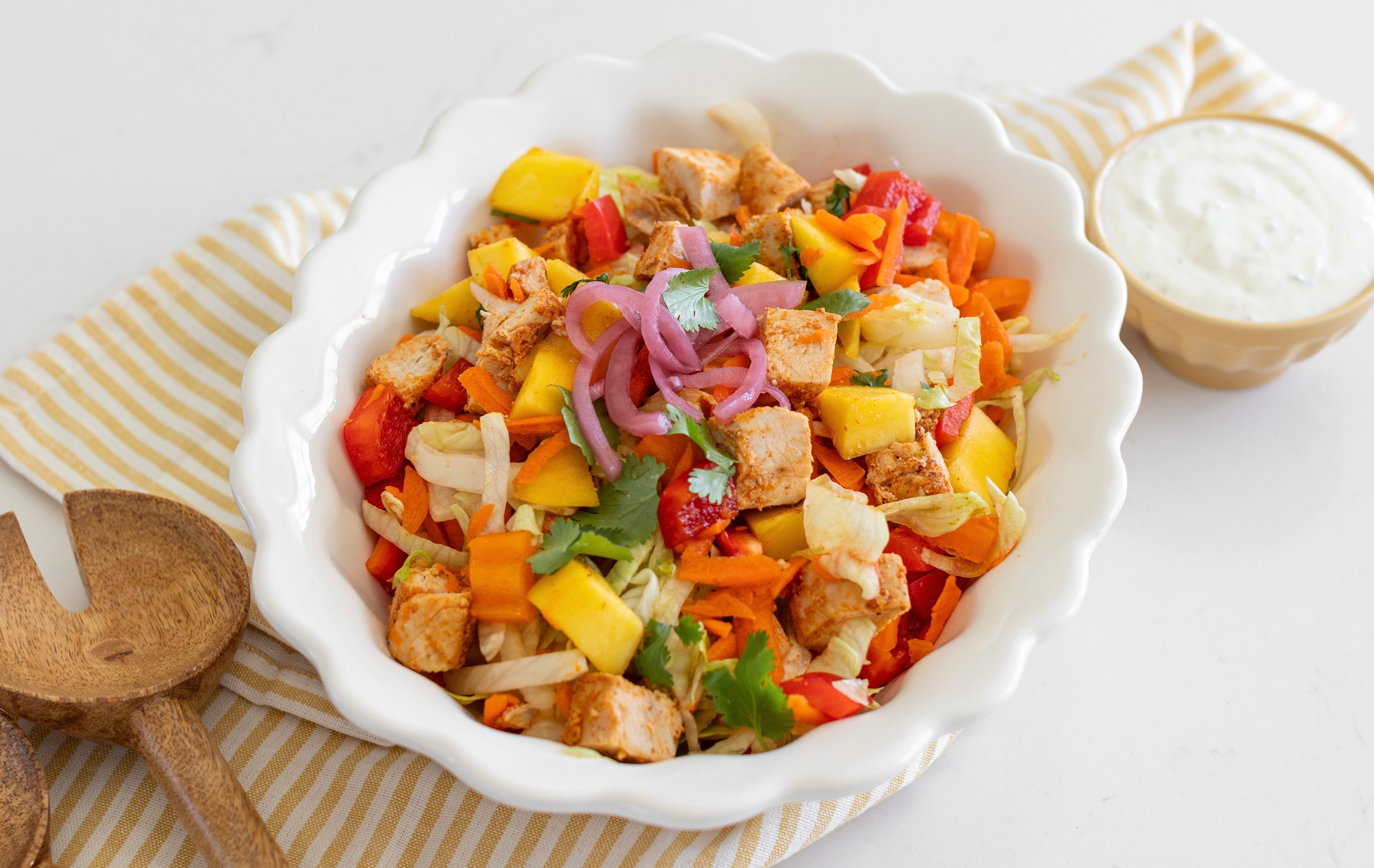 https://fraichetable.com/recipe/chicken-and-mango-rainbow-salad?dietaryPlanId=7f870f94-0f48-48c1-a3ef-513ad05fd500&servings=2