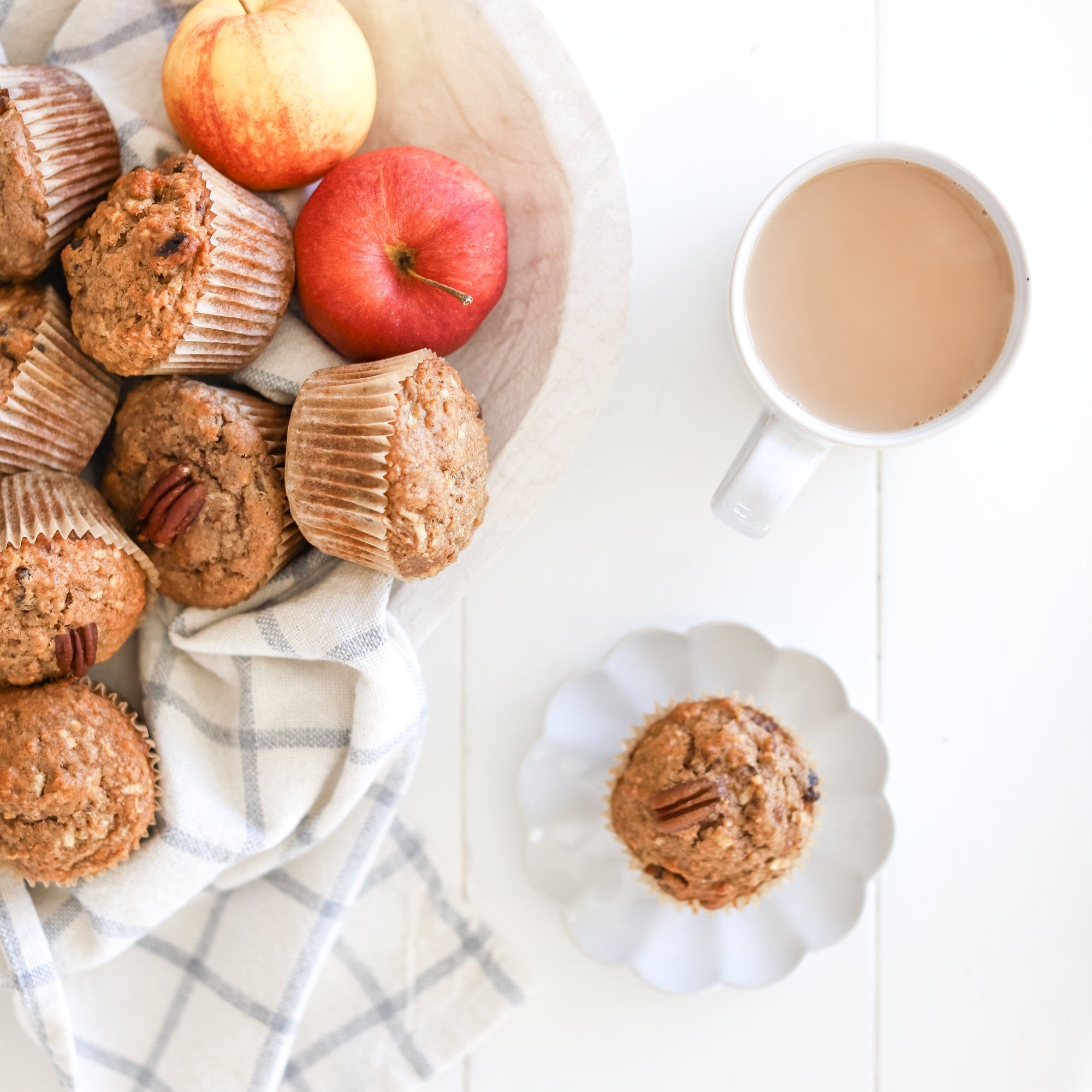 apple cinnamon muffins